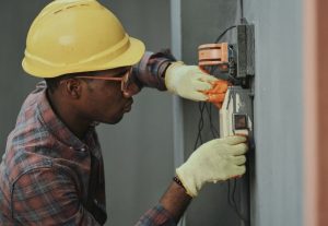 10 Common Electrical Emergencies and How an Emergency Electrician Can Help
